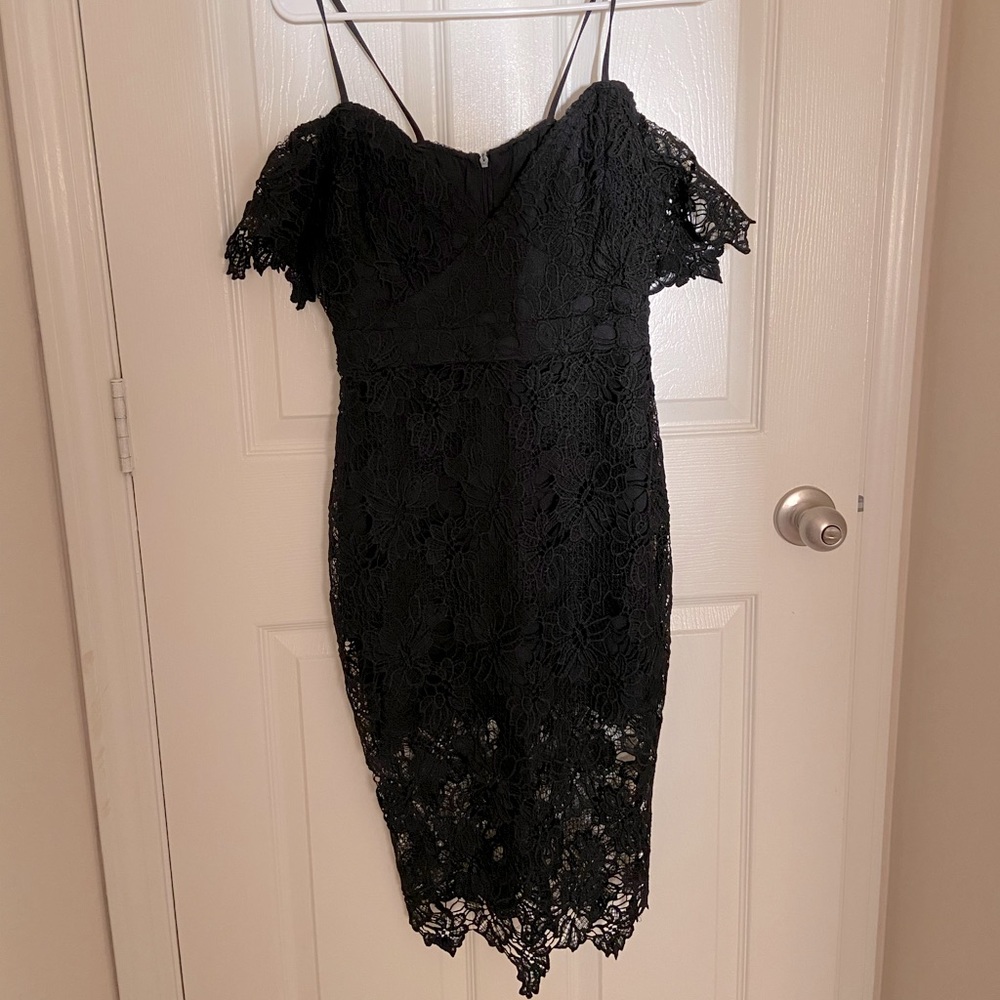 Lace black dress (LBD)